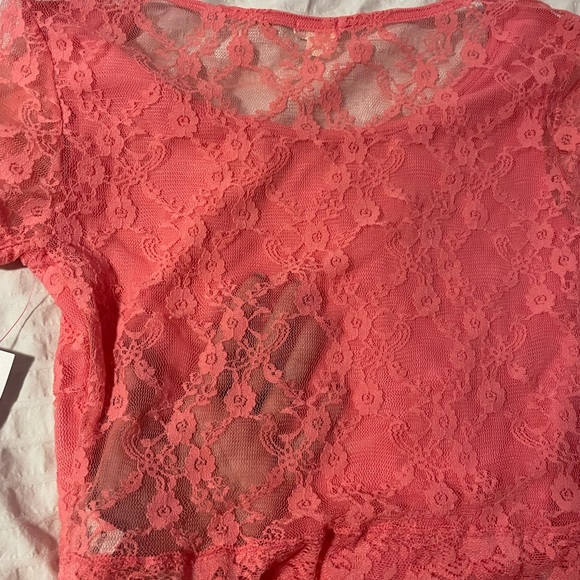 Garage XS pink lace crop top - NEVER WORN, WITH TAG - Picture 4 of 5